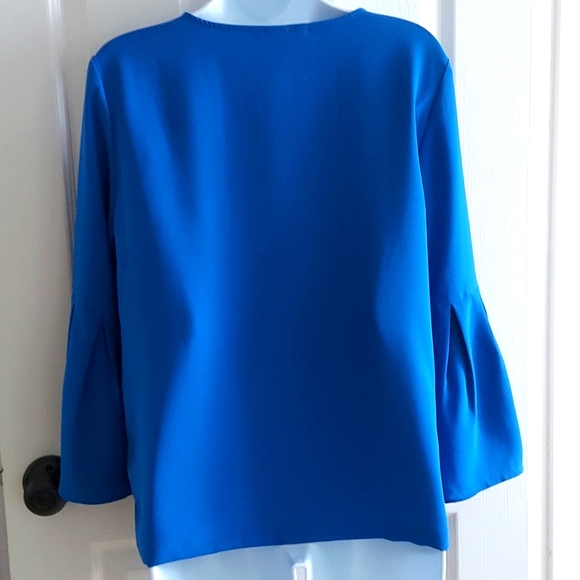 blouse - Picture 4 of 6